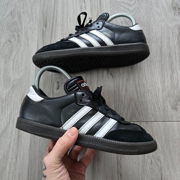 adidas Other - Adidas | Classic Samba black leather low-top sporty trainers sneakers | KIDS 3.5